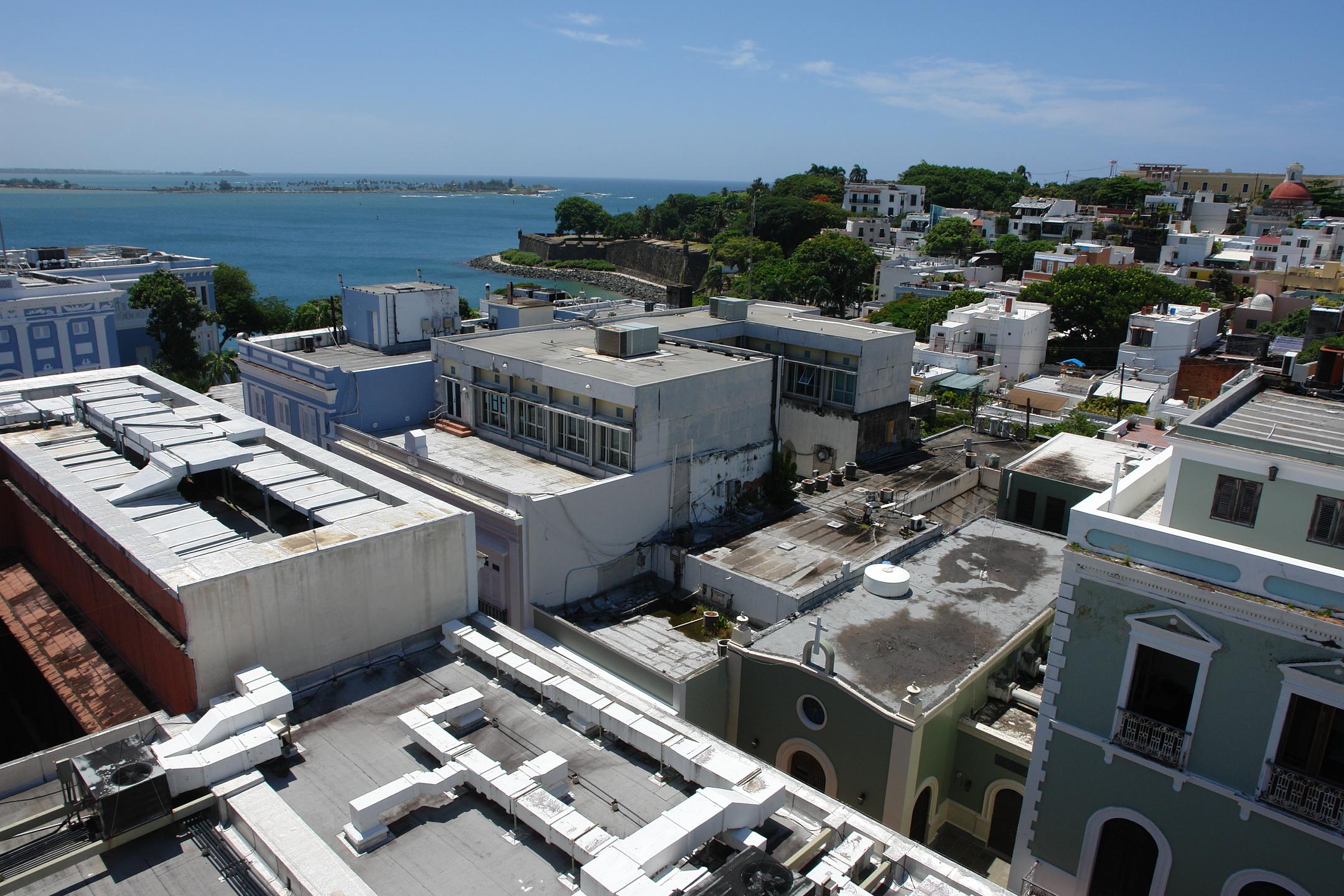 Calle de la Fortaleza 56 - Antigua Real Audiencia - Conservatorio De Artes Del Caribe - San Juan (Viejo San Juan) - 2011 00081